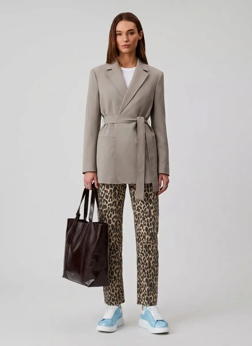 Weekend Chic Utility