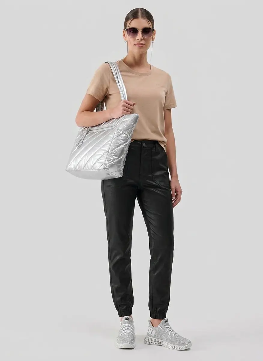 Urban Travel Chic