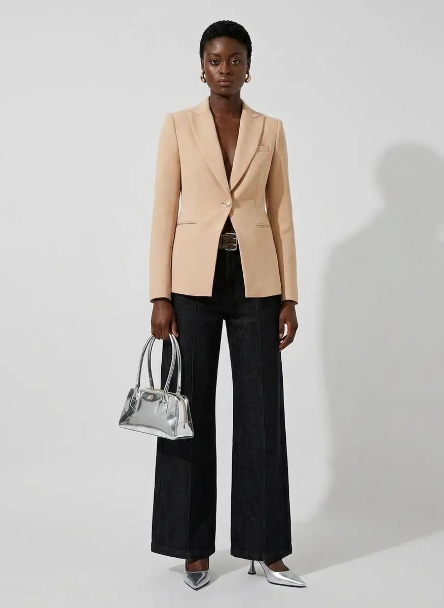 Modern Tailored Elegance