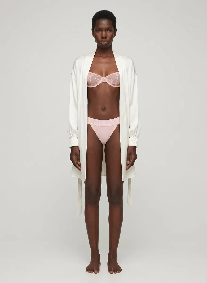 Silk & Lace Lounger