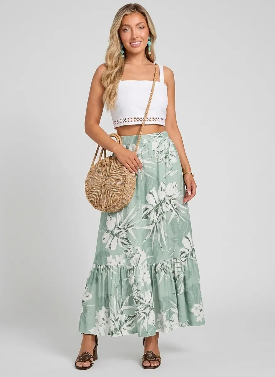 Sophisticated Coastal Evening