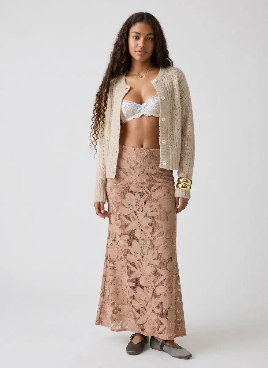 Vintage Ivory Elegance