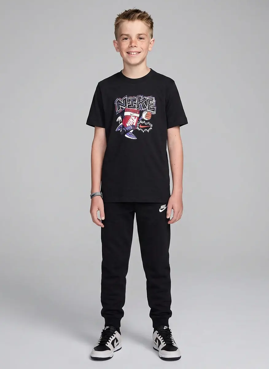 Court Classic Streetwear