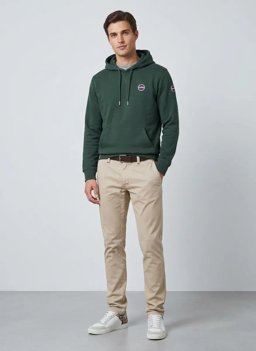 Sporty Neutral Contrast