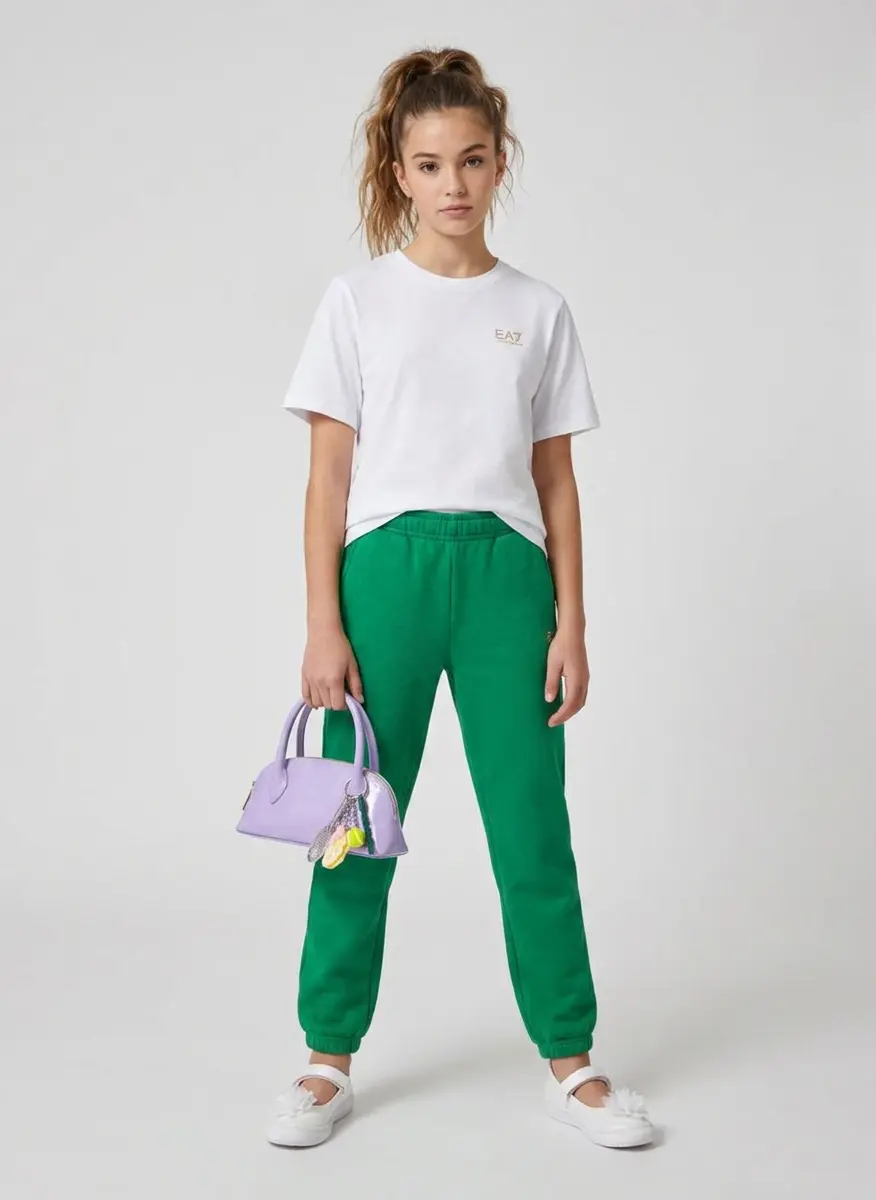 Urban Sporty Chic
