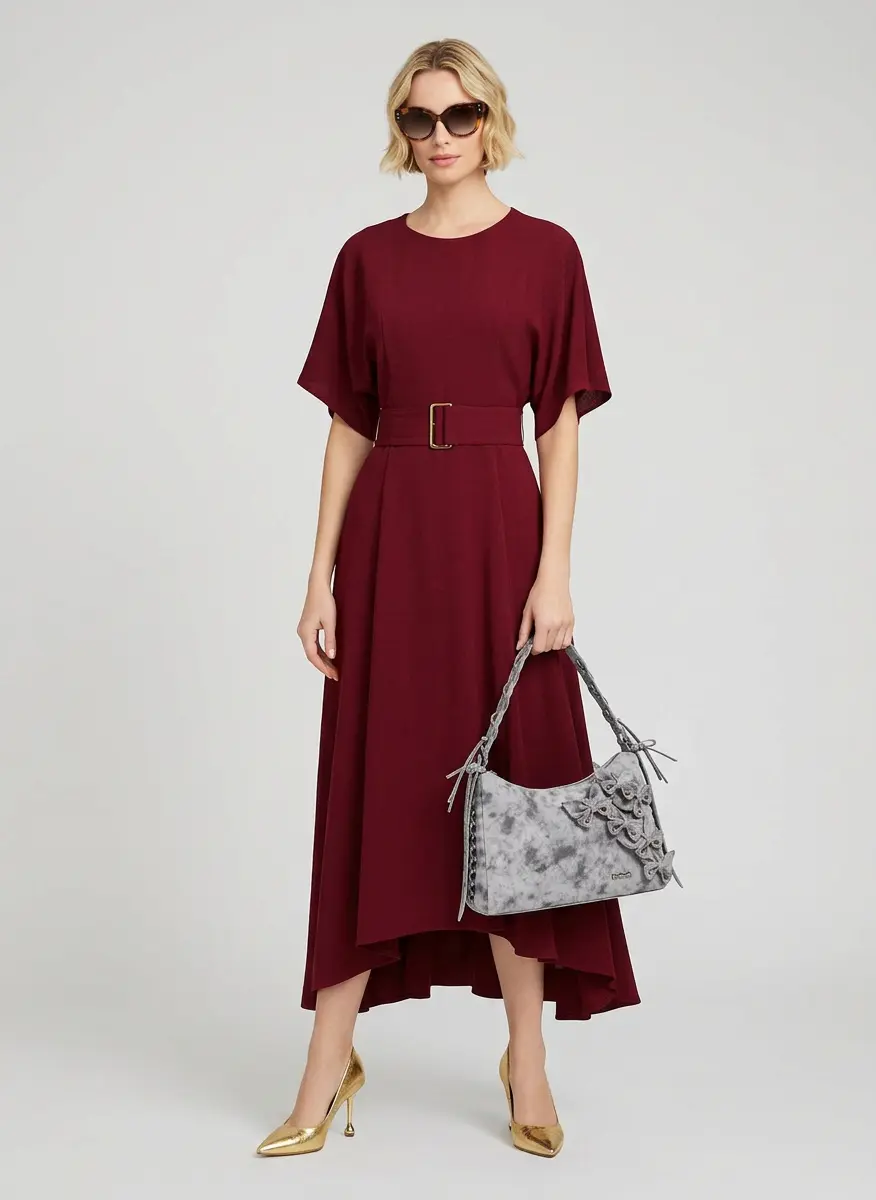 Chic Daytime Elegance