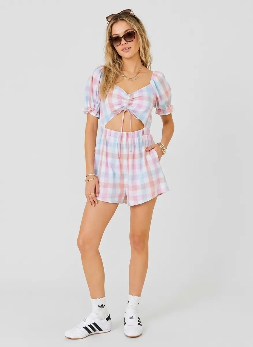 90s Nostalgia Chic