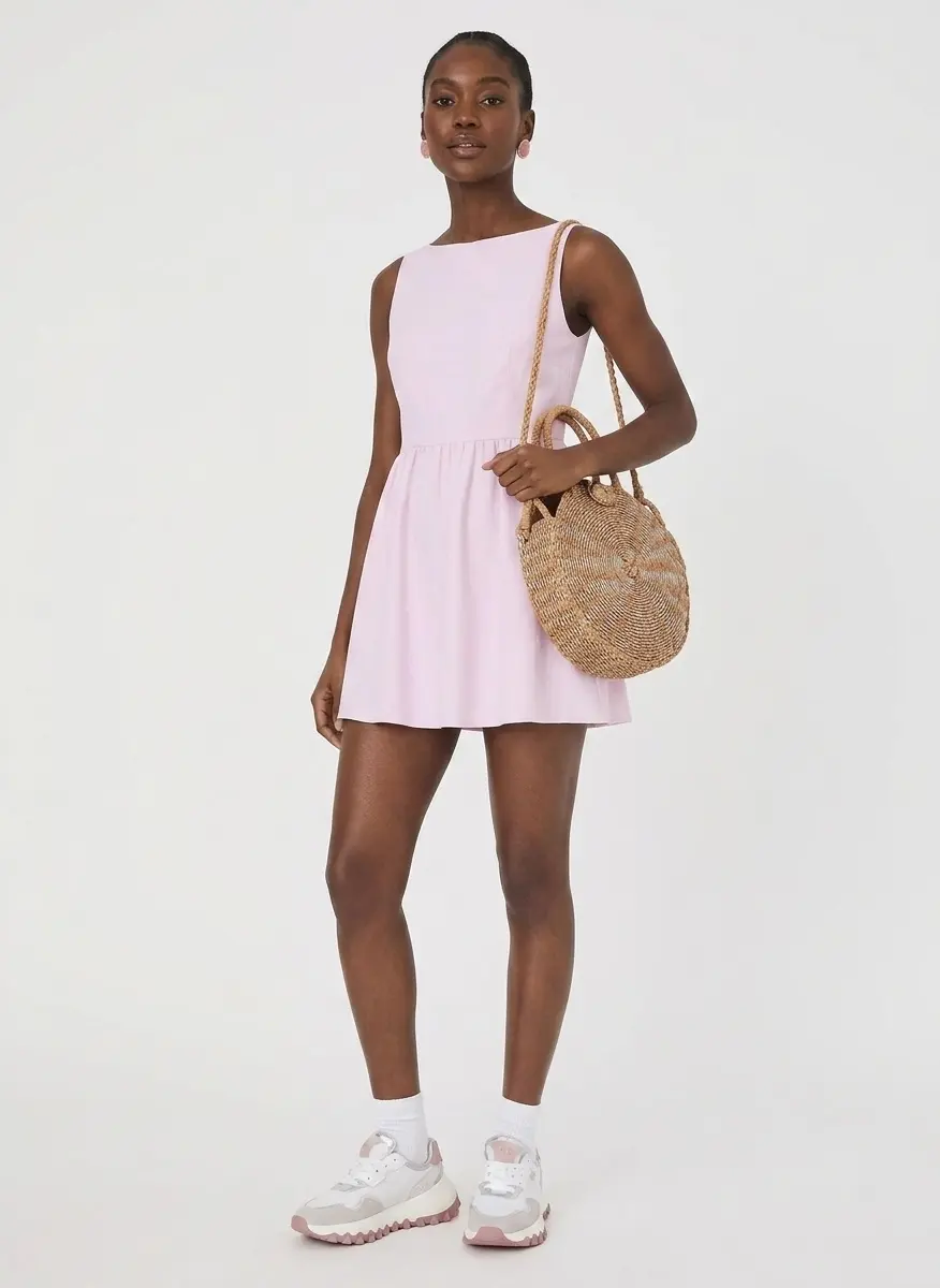 Urban Summer Minimalist