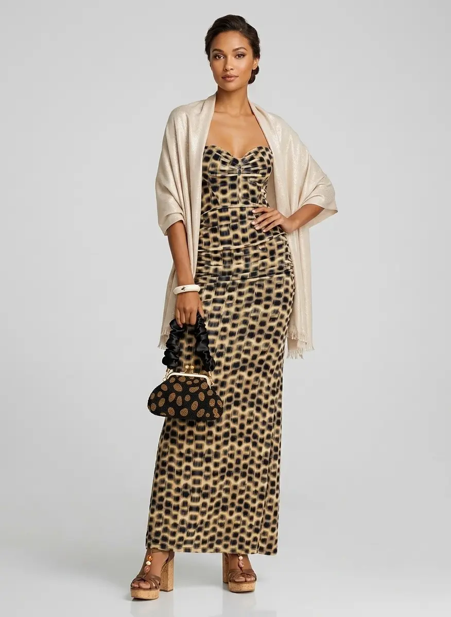 Modern Monochrome Muse