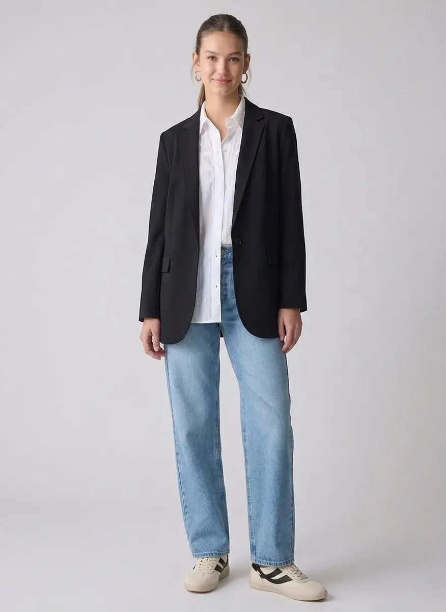 Retro Executive Casual