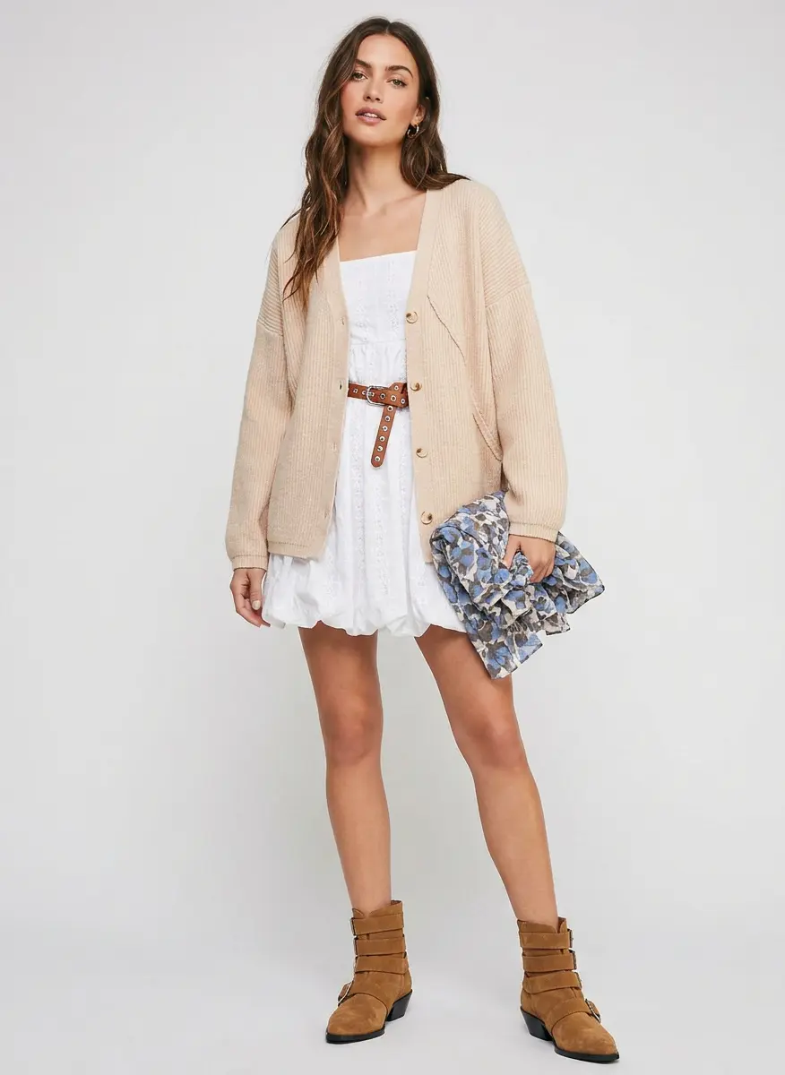 Chic Daytime Layering