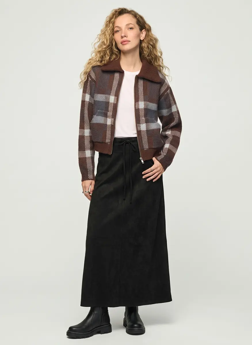 Modern Chic Contrast