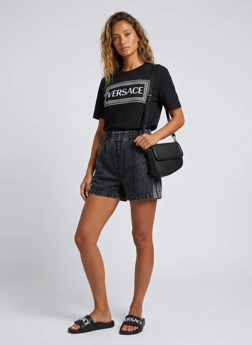 Street Chic Minimalist