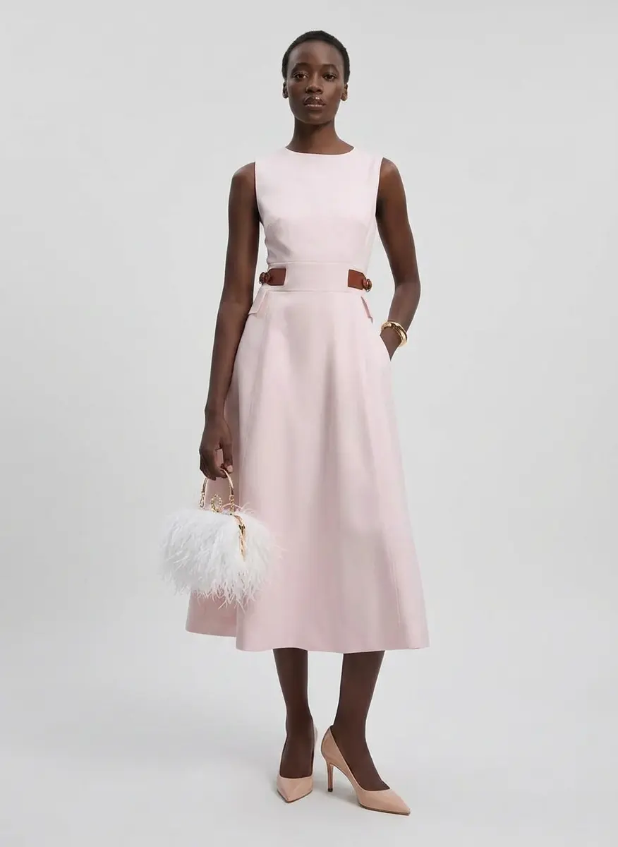 Soft Feminine Elegance