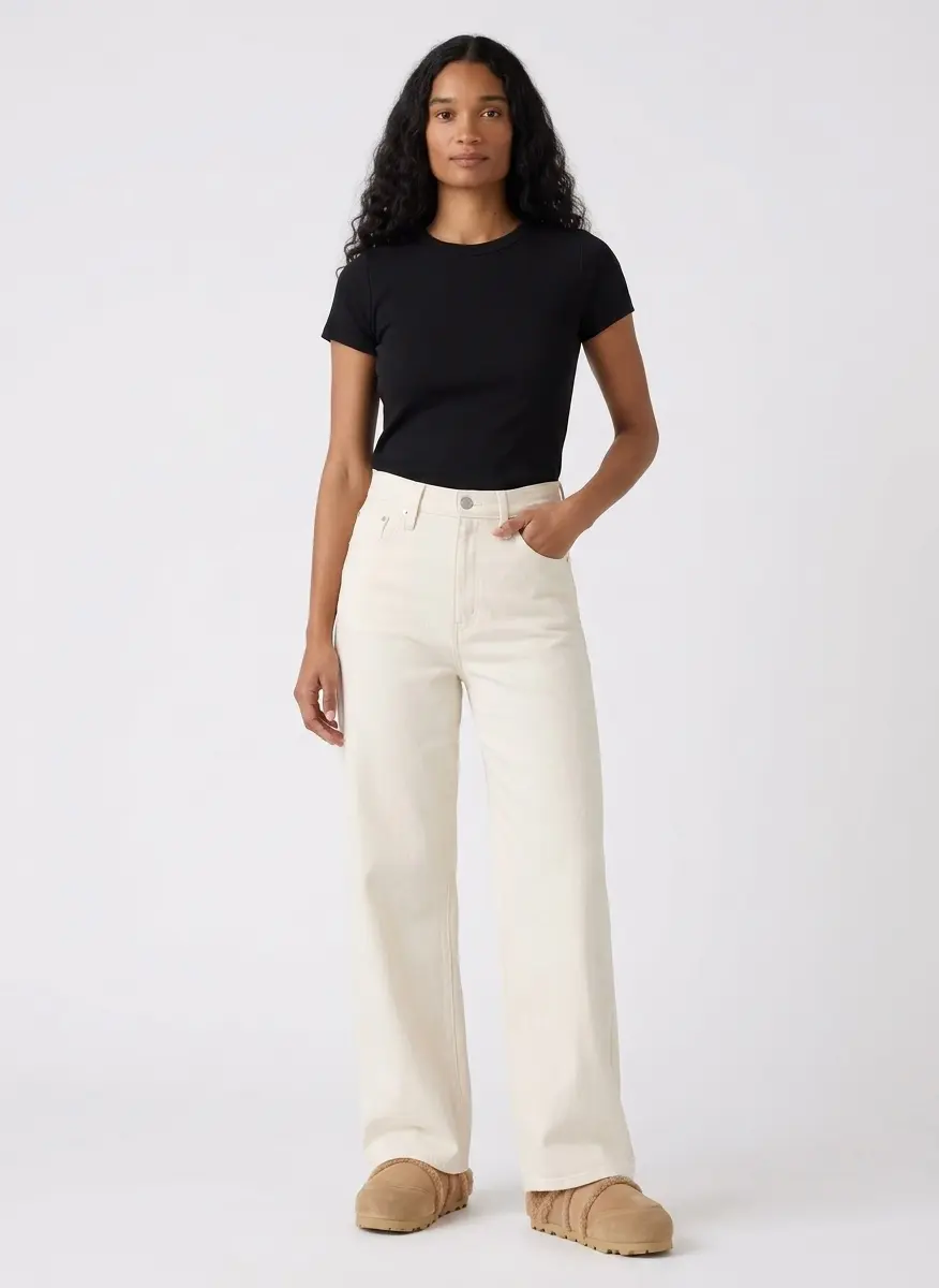 Urban Minimalist Chic