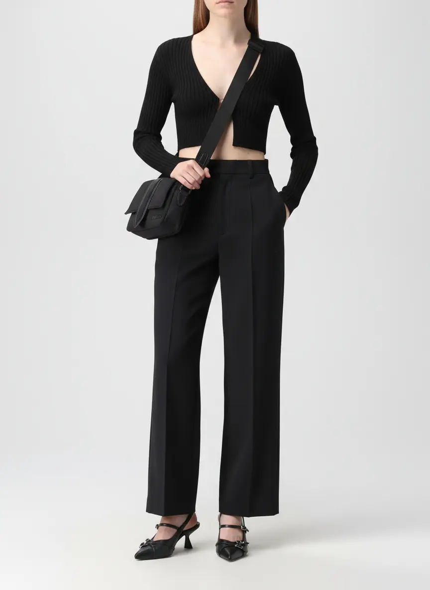 Jacquemus Chic Minimalist