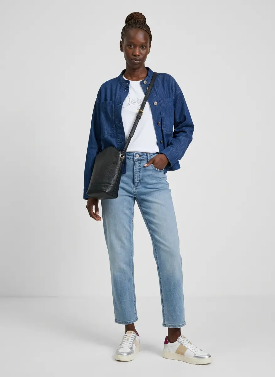 Urban Contemporary Casual