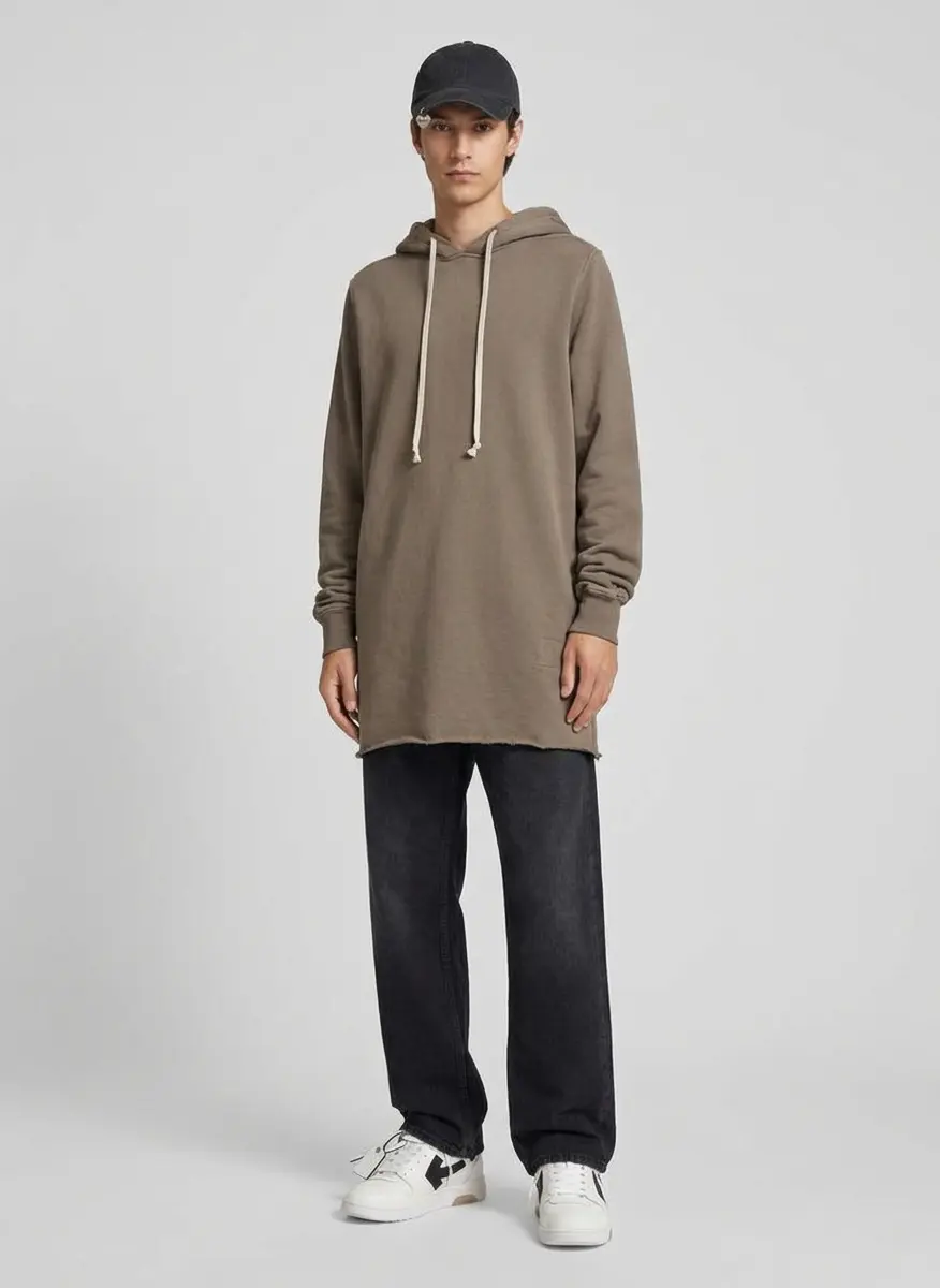 Minimalist Off-Duty