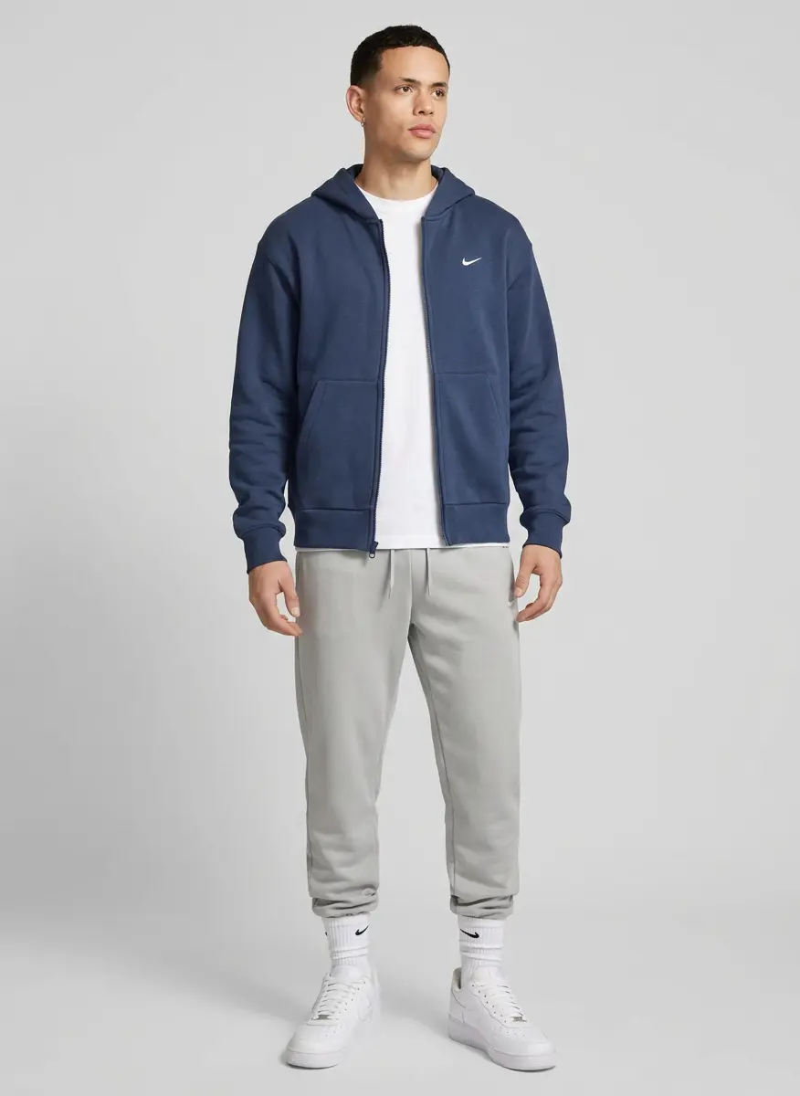 Athletic High-Contrast