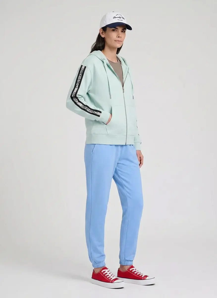 Weekend Comfort Essential