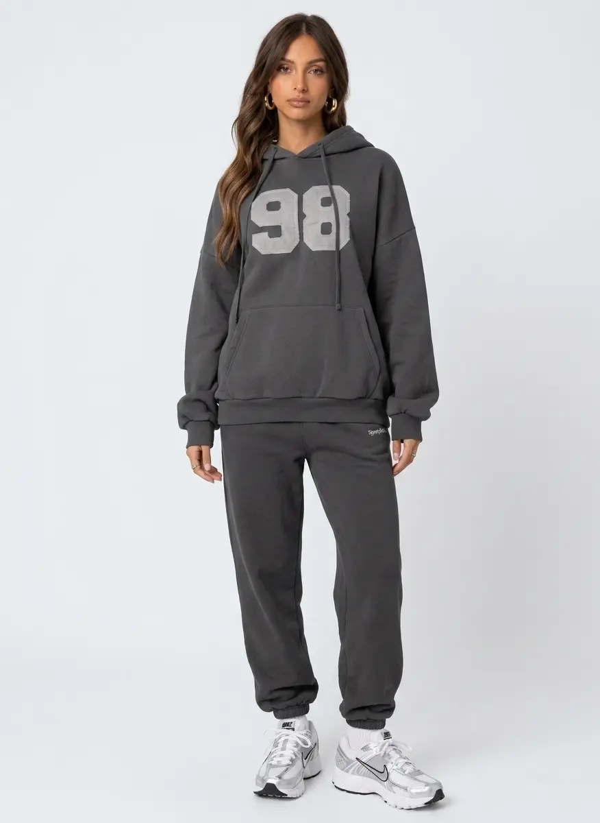 Sporty Lounge Relaxed