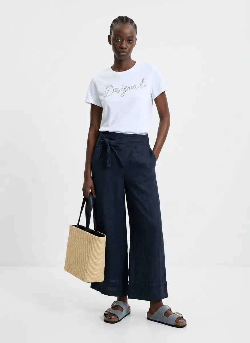 Minimalist Linen Escape