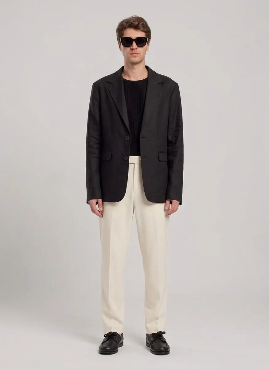 Monochrome Minimalist