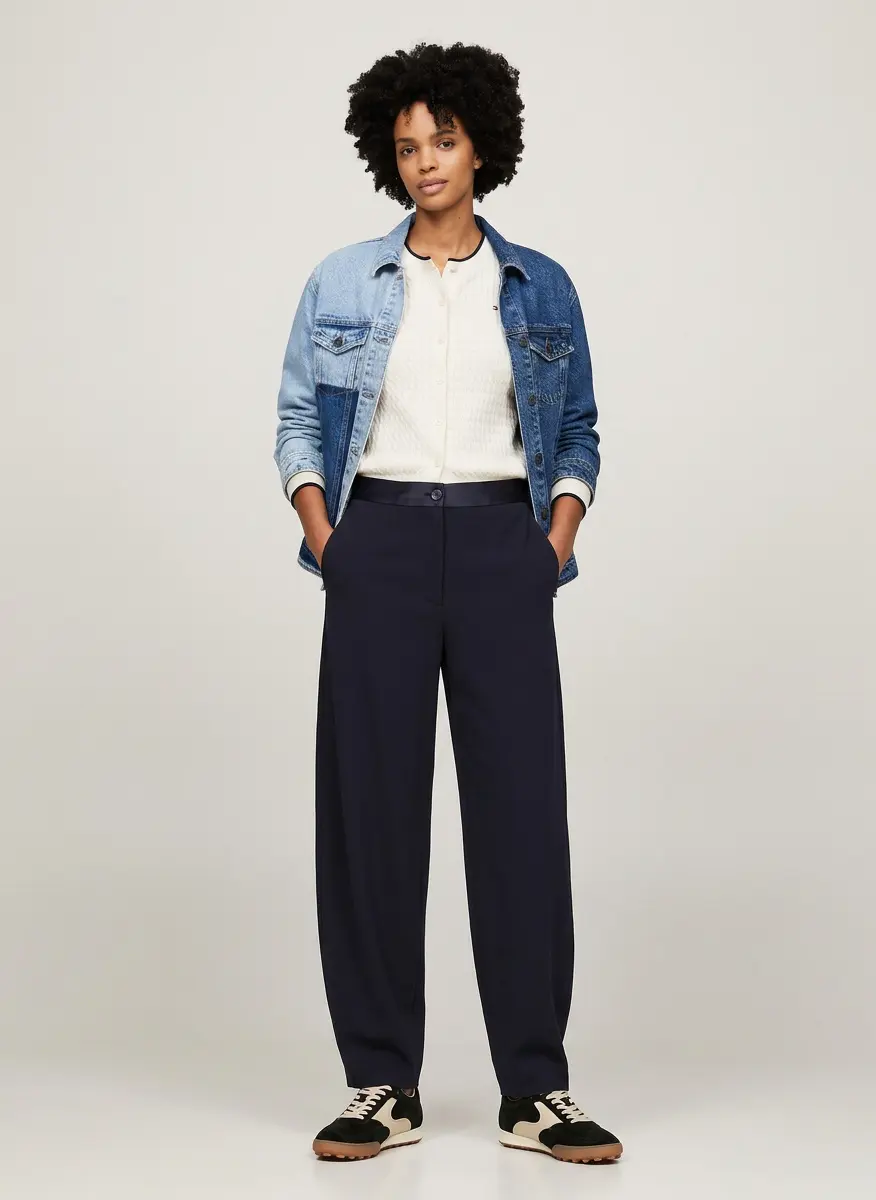Weekend Contemporary Casual