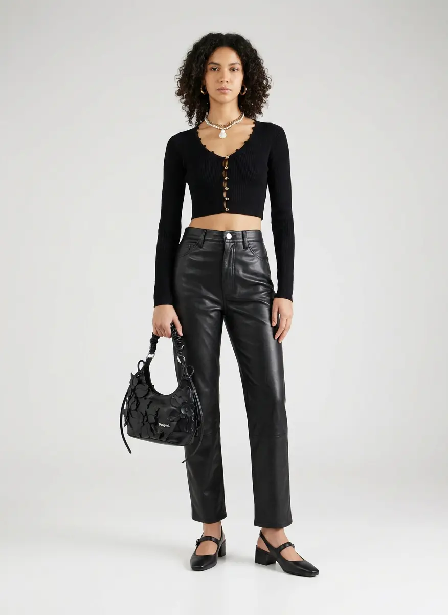 Edgy Textural Harmony