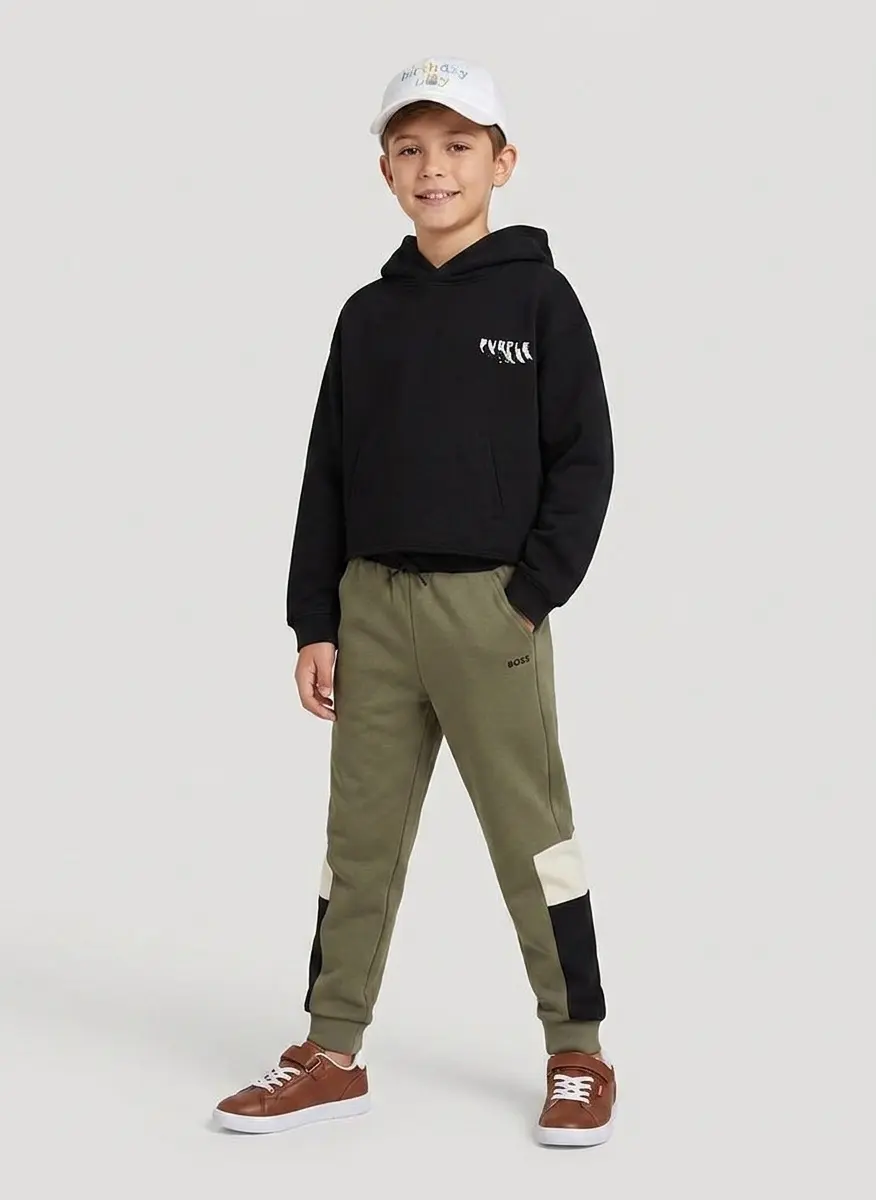 Urban Casual Edge