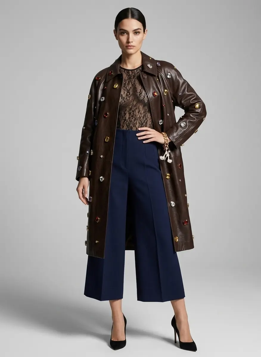 Sculptural Chic