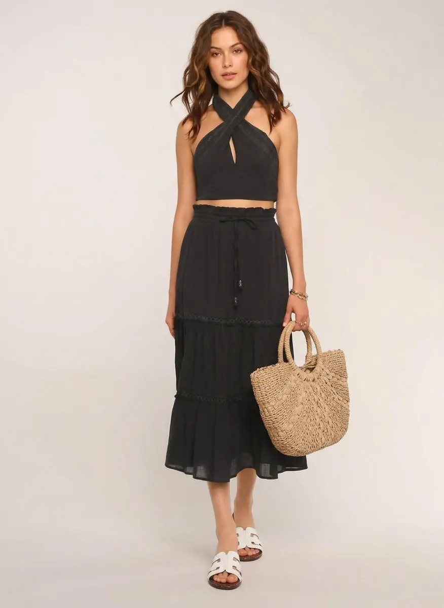 Crisp Summer Contrast