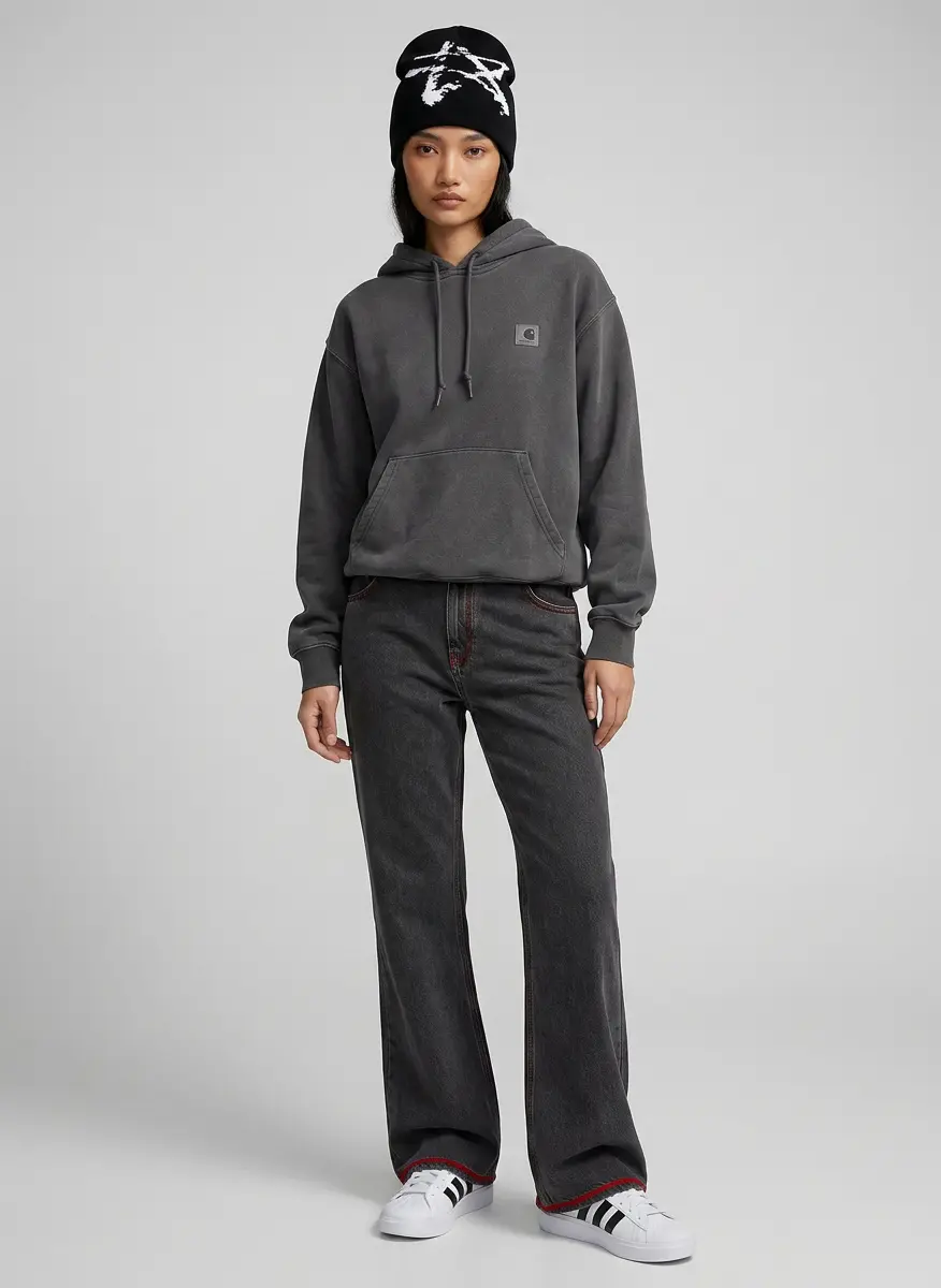 Relaxed Streetwear Classic