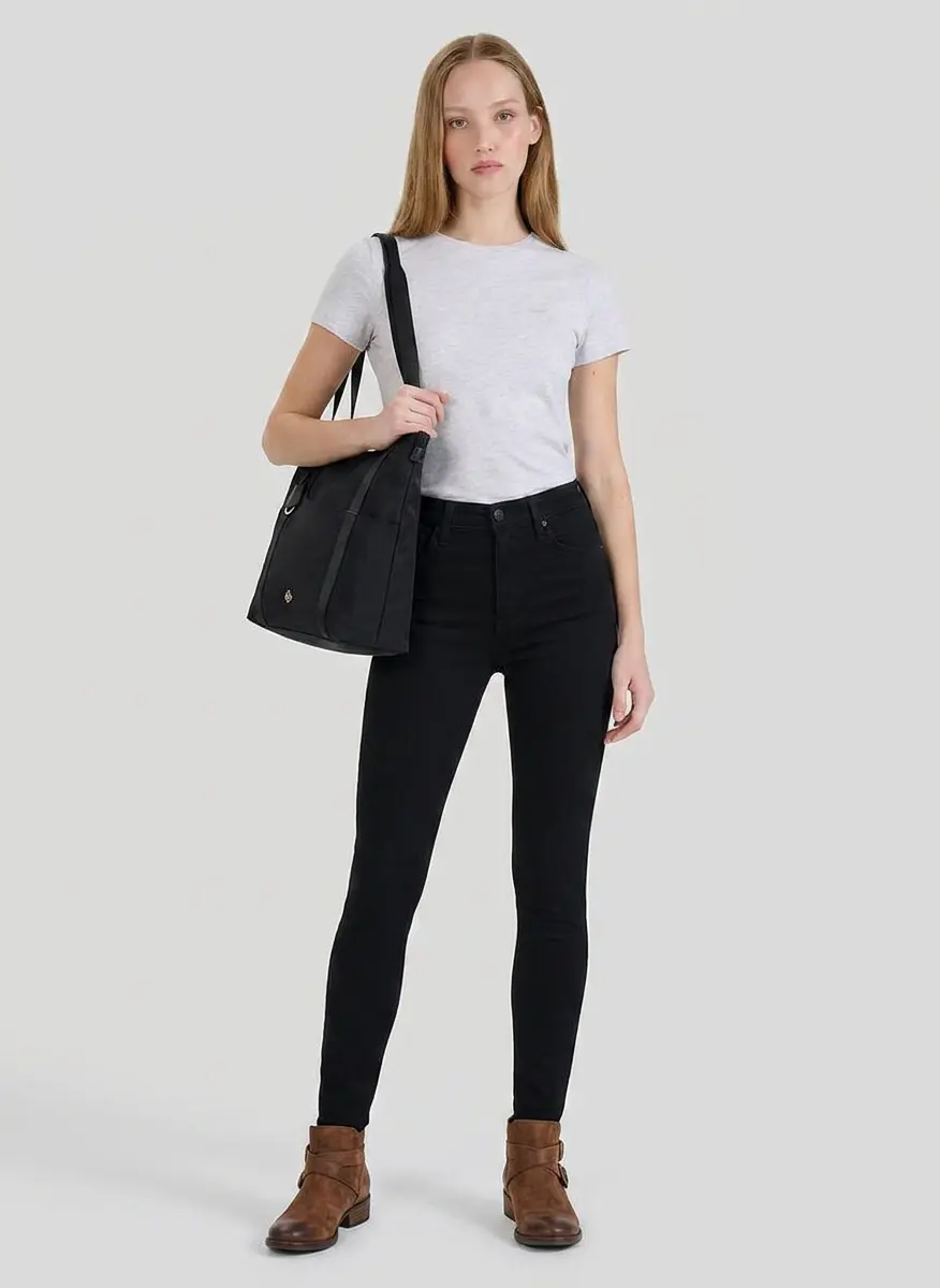 Sleek Minimalist
