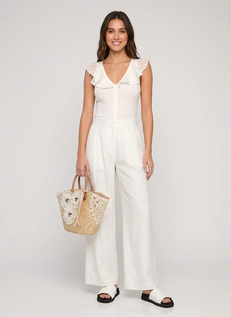 Linen Shores Minimalist Set
