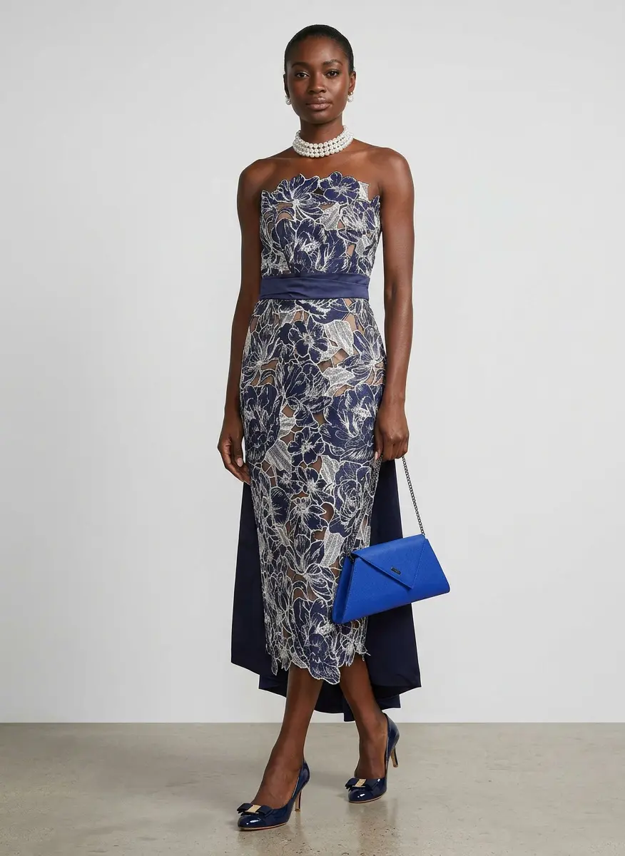 Monochromatic Navy Sophistication