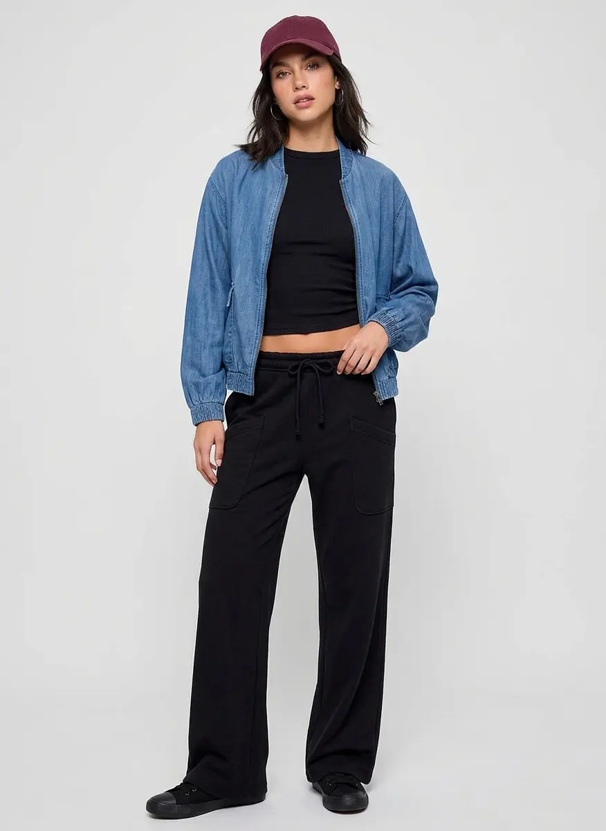 Sporty Minimalist Staycation