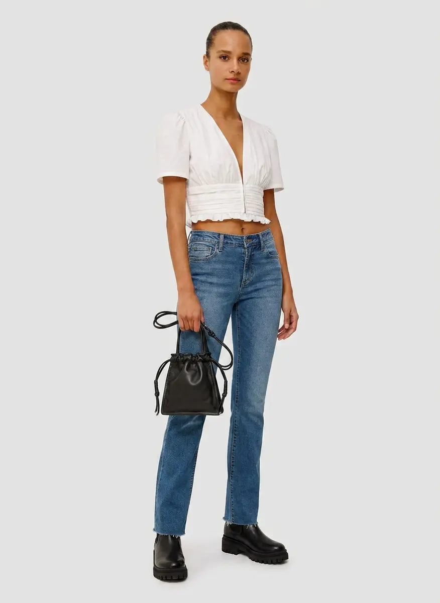 Modern Minimalist Contrast