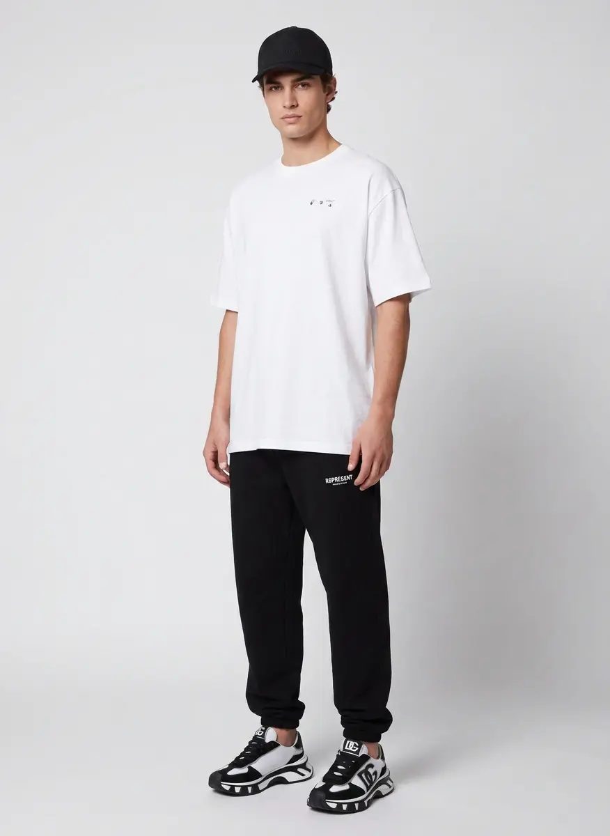 Monochrome Street Luxury