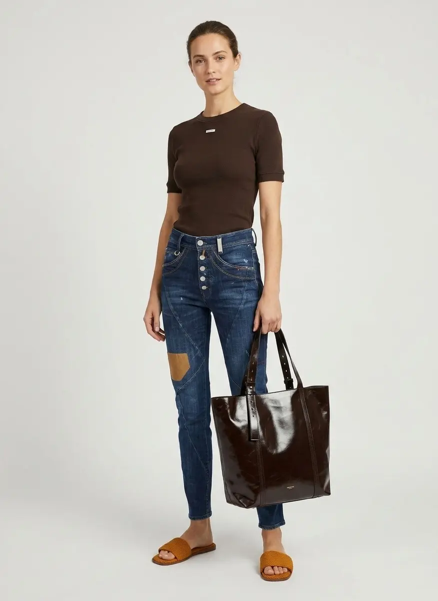 Elevated Weekend Minimalist