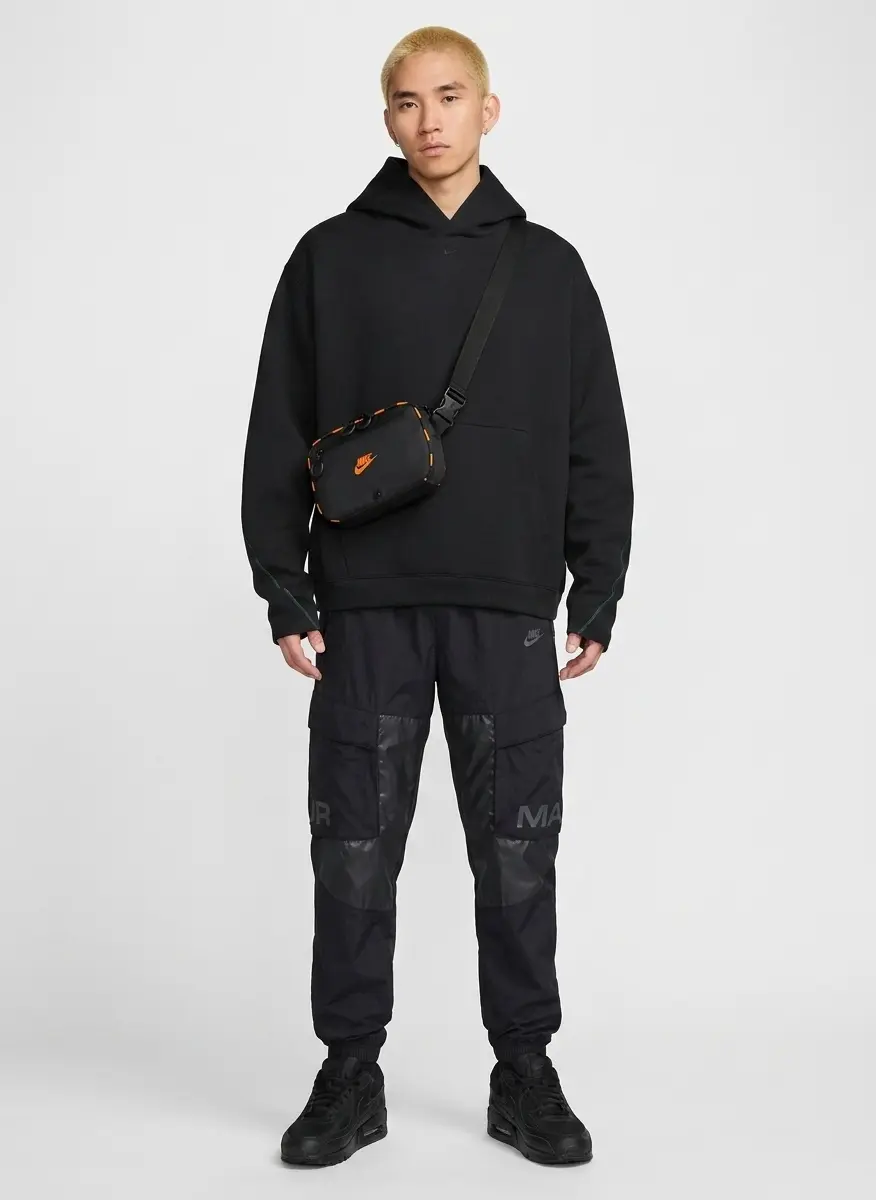 Stealth Streetwear Tech