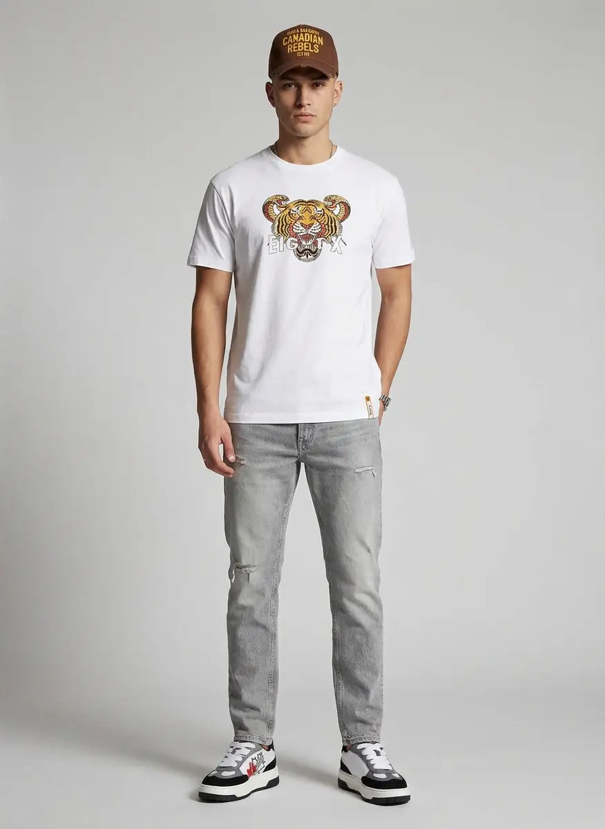 Casual Luxury Minimalist