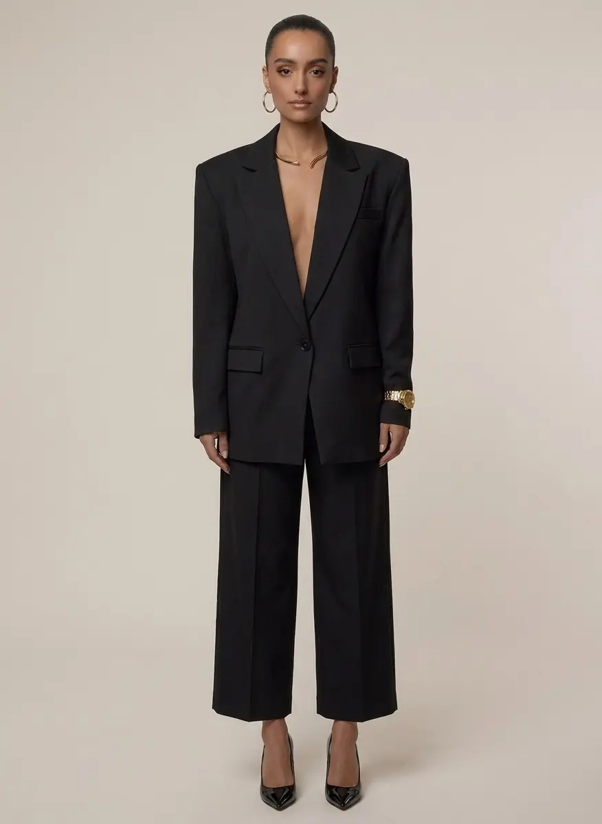 Monochrome Professional Chic