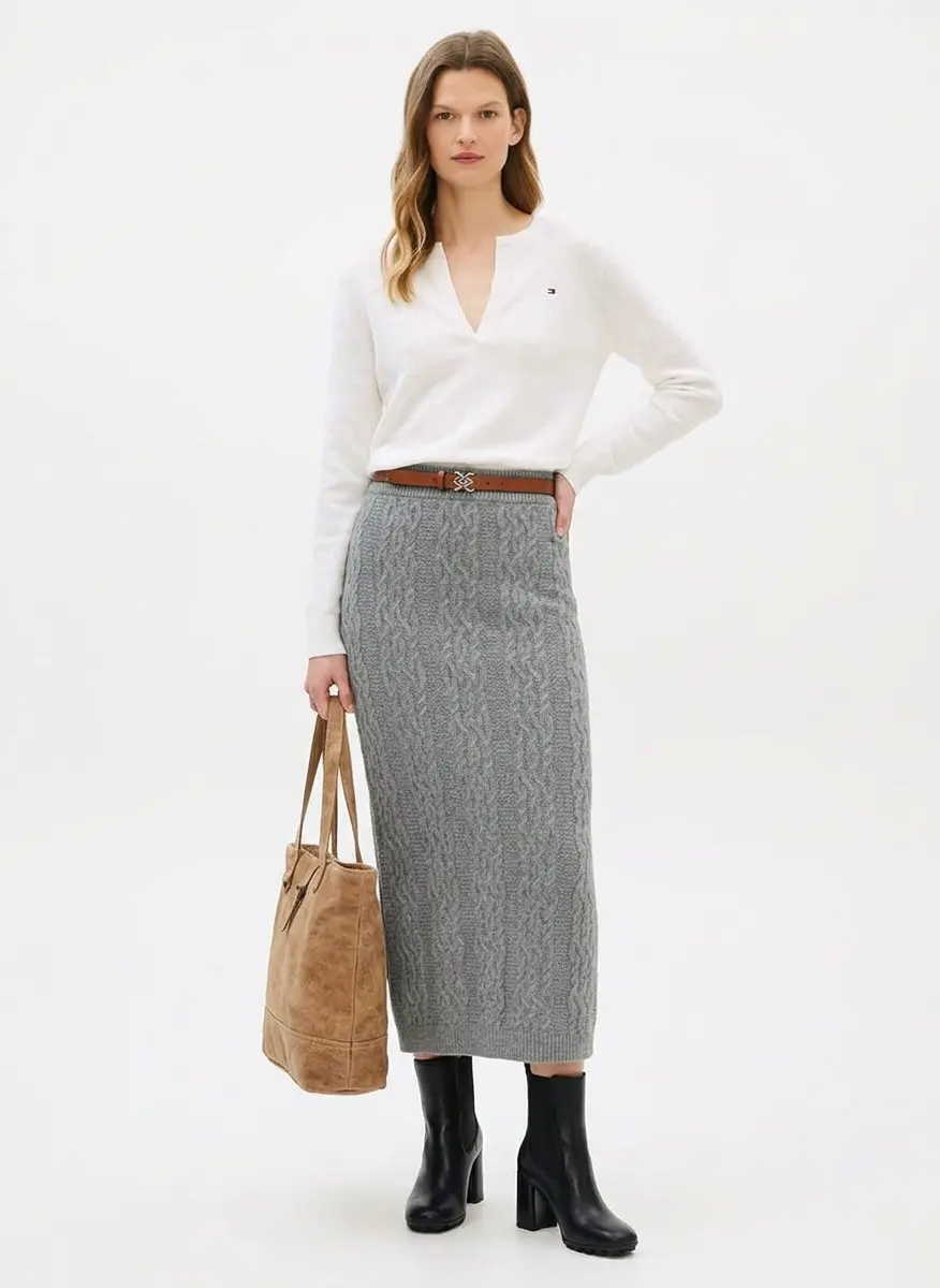 Modern Feminine Edge