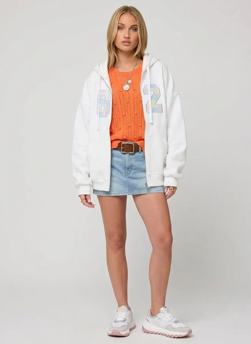 Bright Casual Comfort