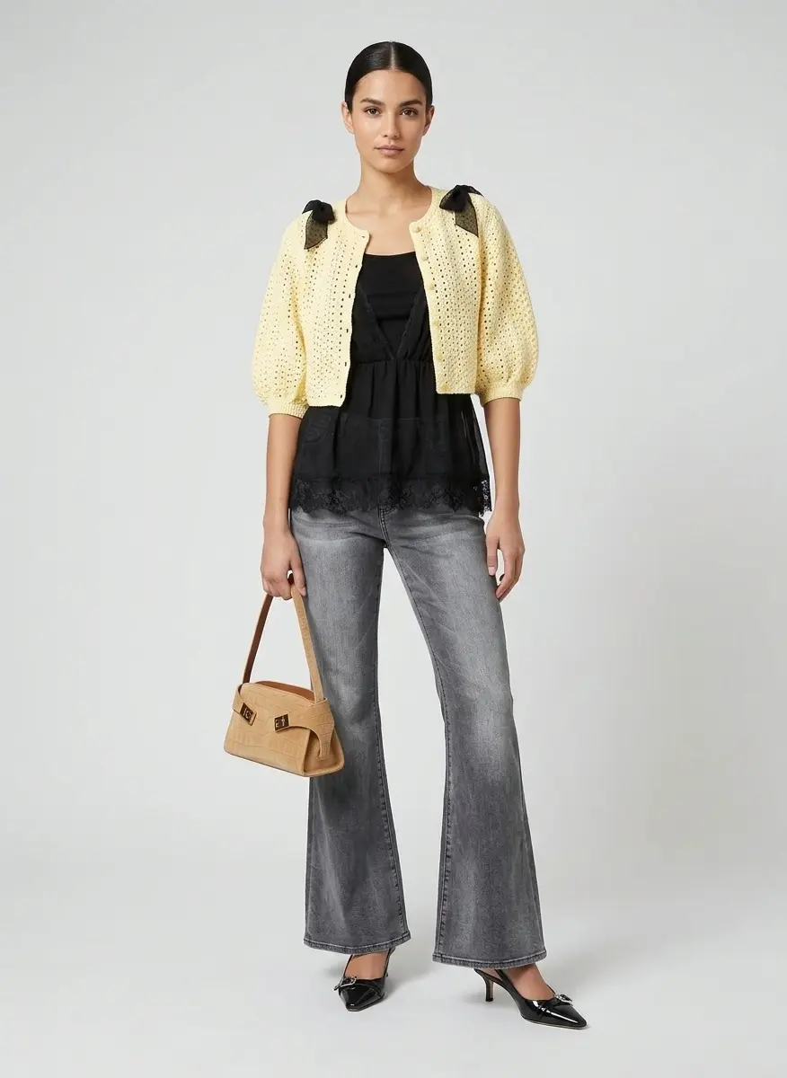 Modern Monochrome Contrast