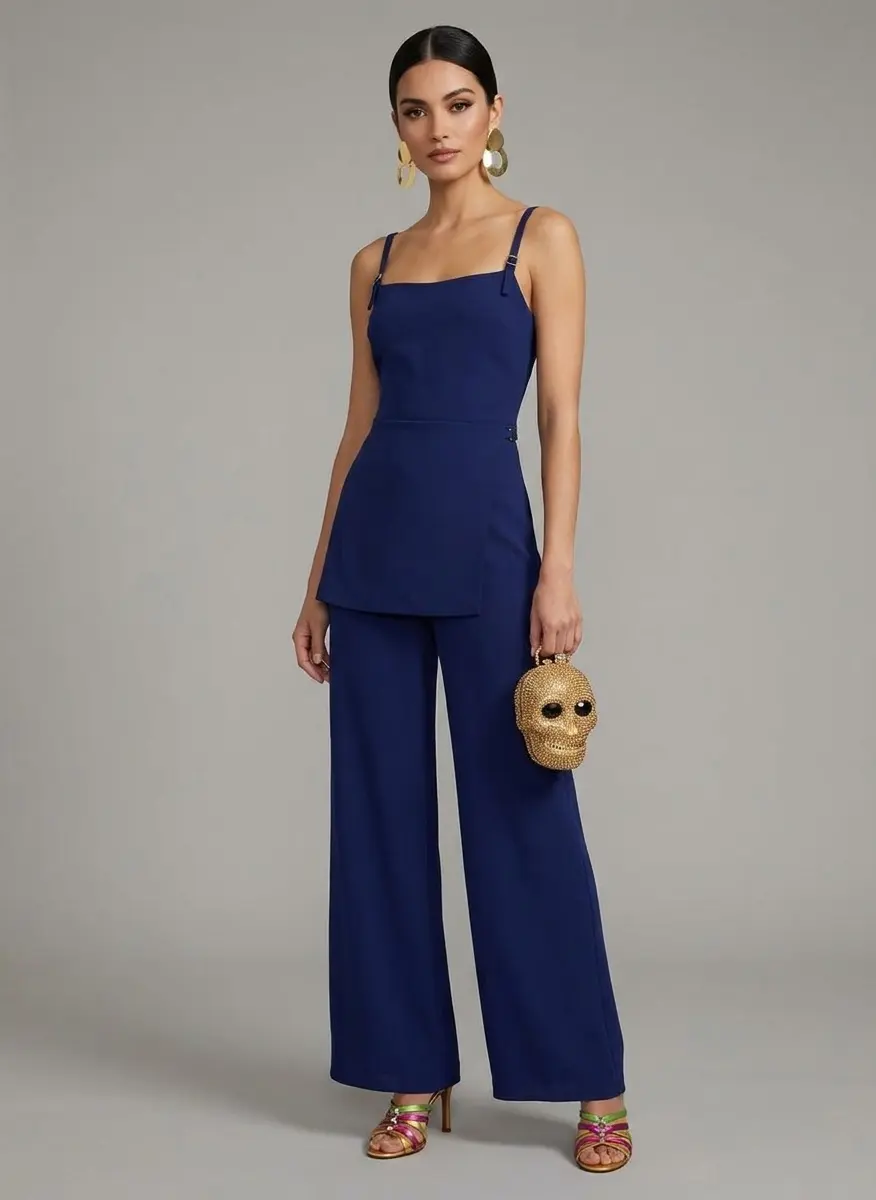 High-Contrast Statement