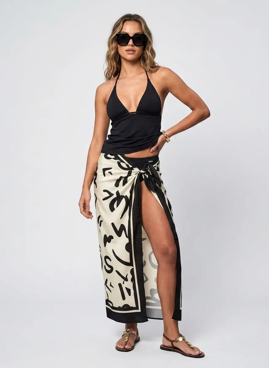 Minimalist Resort Chic