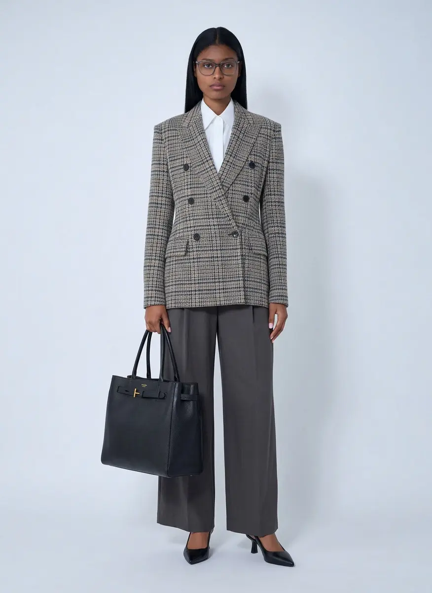 Modern Corporate Chic