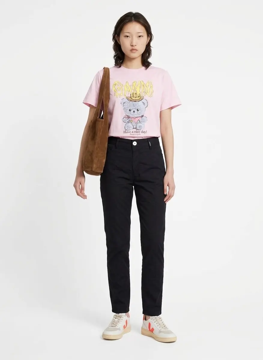 Casual Chic Pop